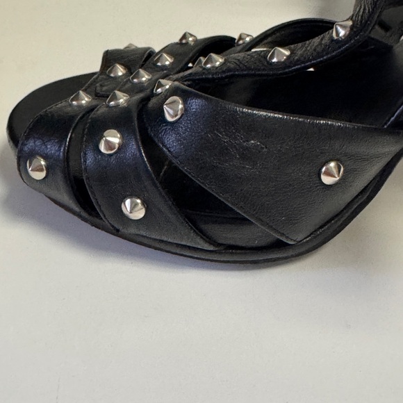 Gucci Jacqueline Black Studded Women's Heels 👠 - Picture 10 of 11